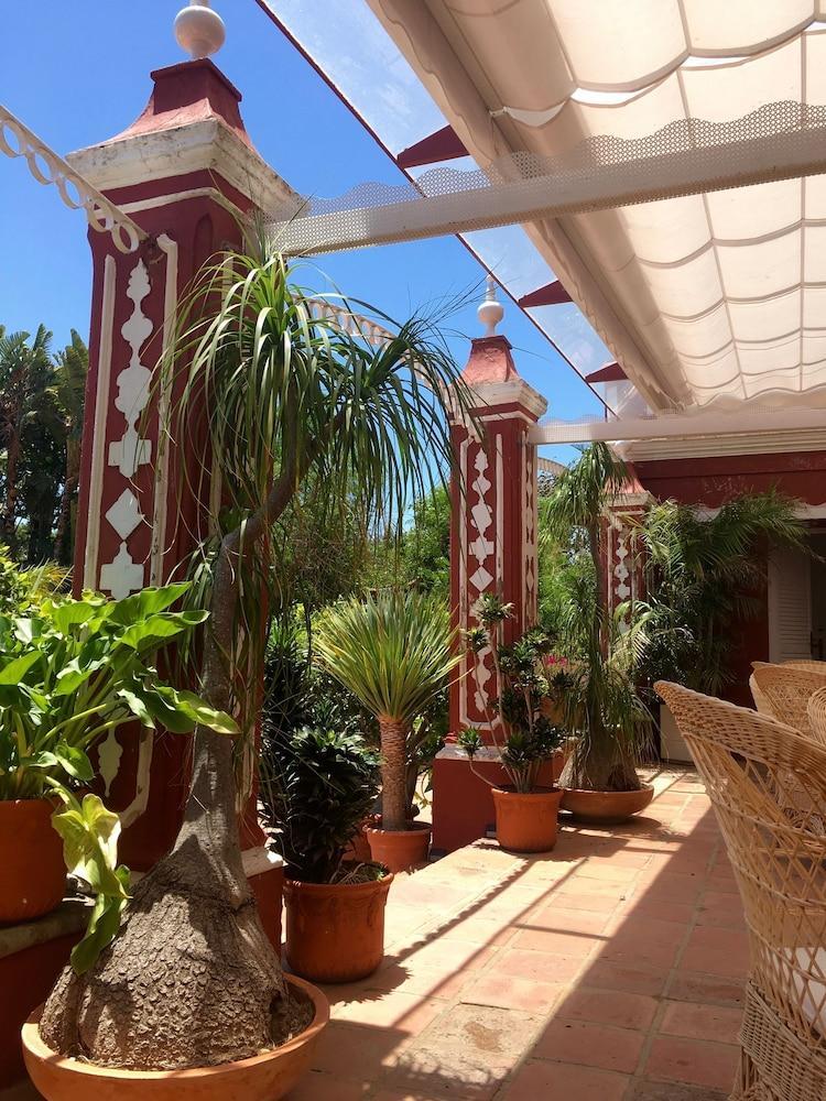 Hotel La Pena Tarifa Bagian luar foto