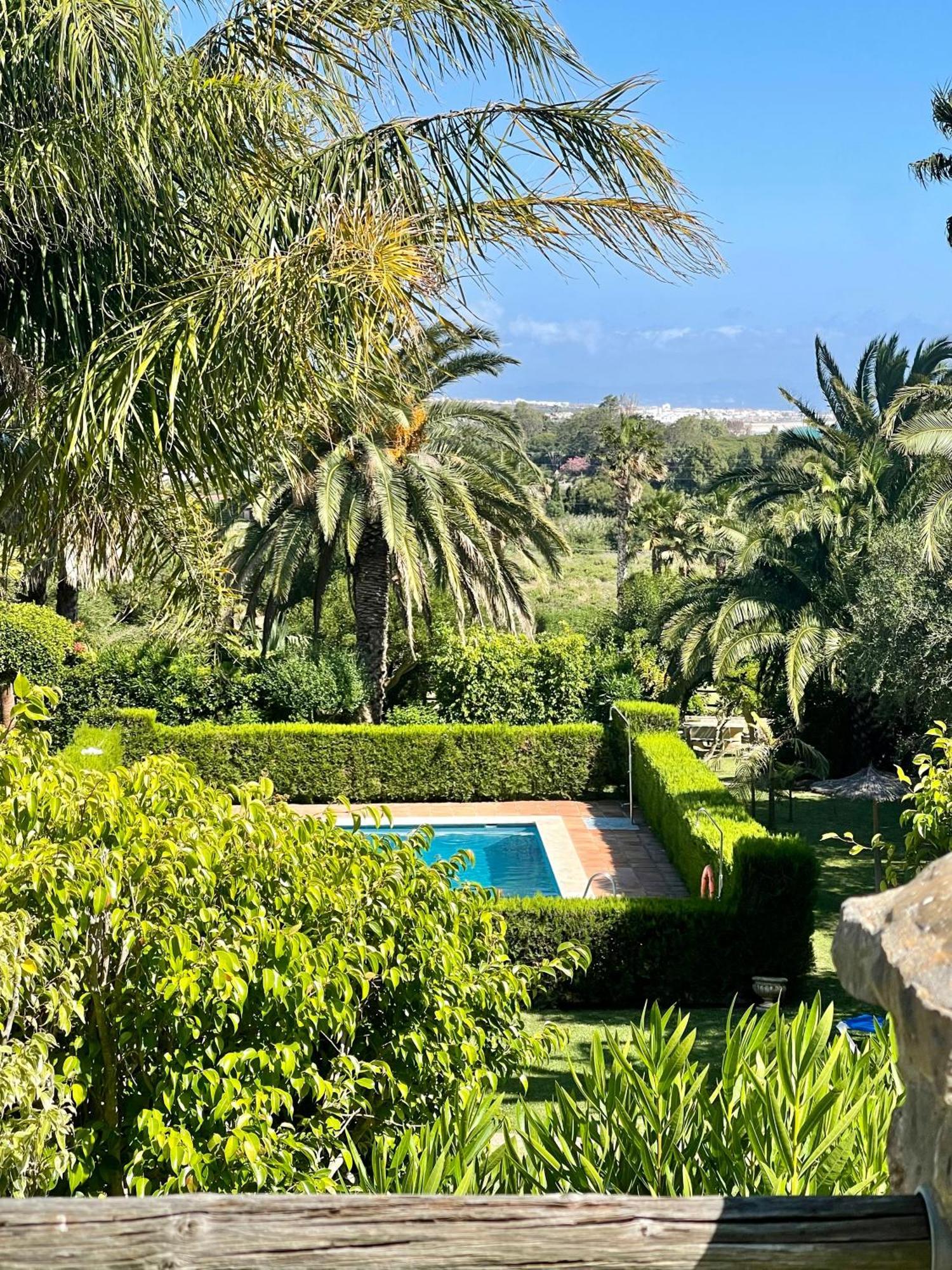Hotel La Pena Tarifa Bagian luar foto